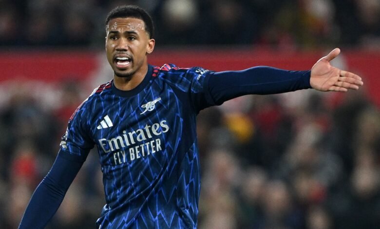 Gabriel Rote Karte: Fans kritisieren Schiedsrichterentscheidung